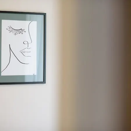 Kiralyleanyka Apartment