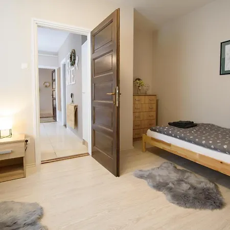 Kiralyleanyka Apartment Eger